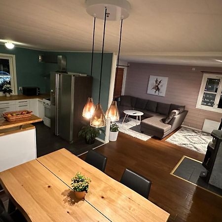 Cozy House In The Heart Of Tromsdalen. Central Tromsø Exterior foto